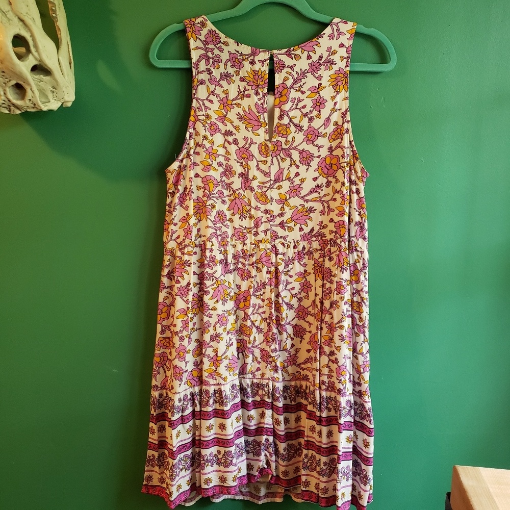 Floral printed fit and flare dress - Picture 5 of 9